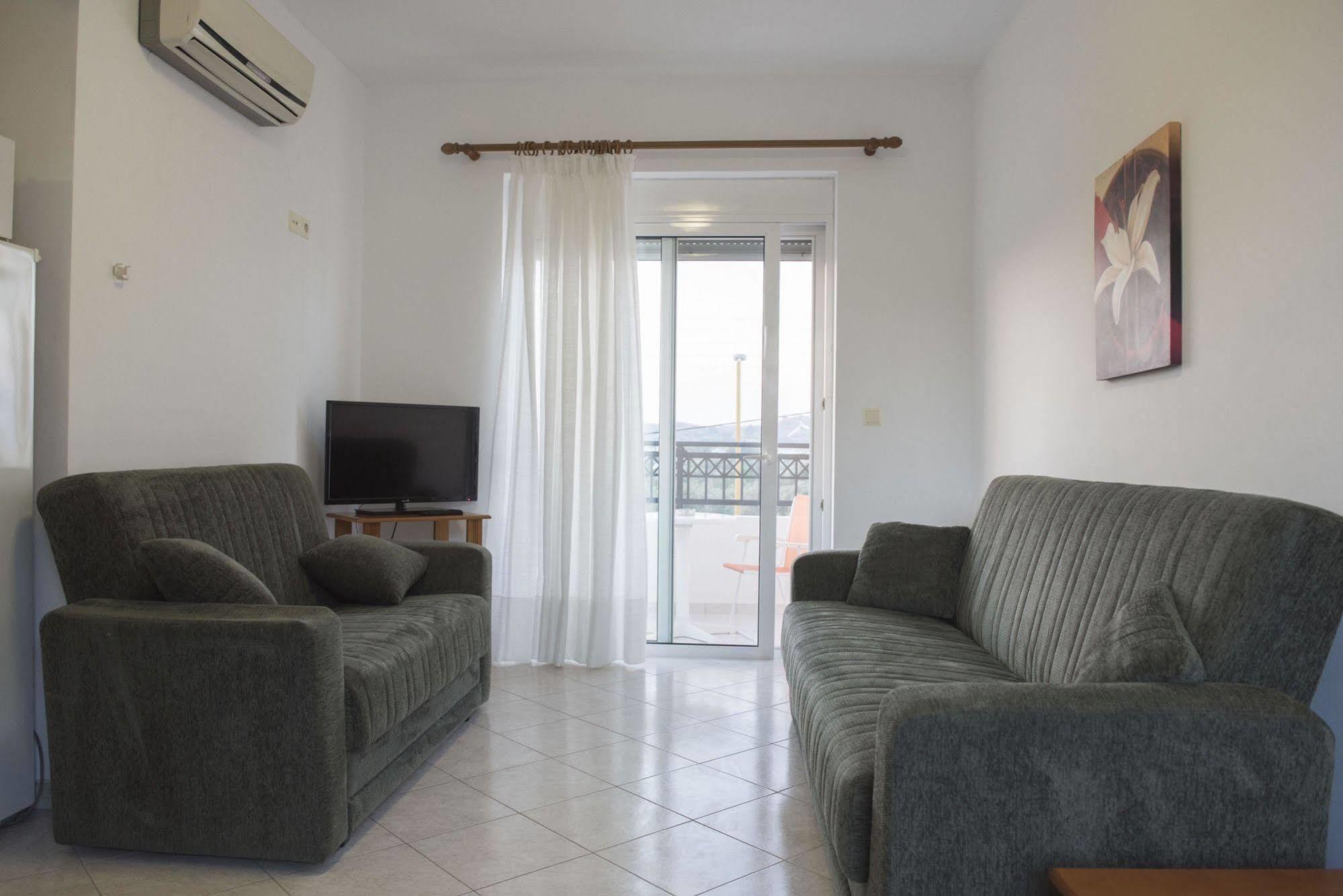Nephele Apartments Faliraki Luaran gambar