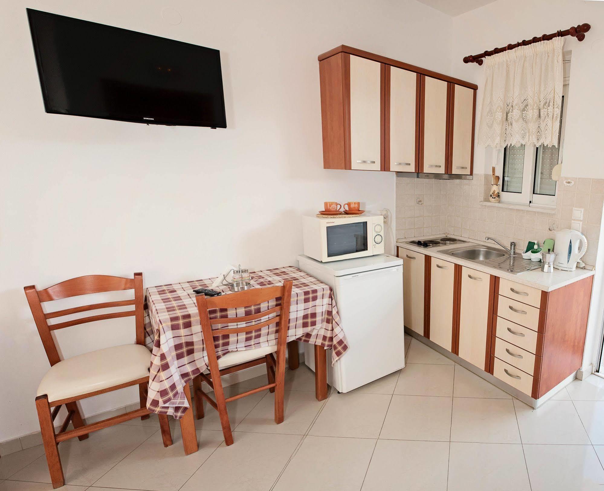 Nephele Apartments Faliraki Luaran gambar